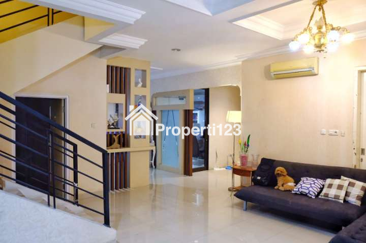 Jual rumah bagus murah Janur Elok Kelapa Gading - 4