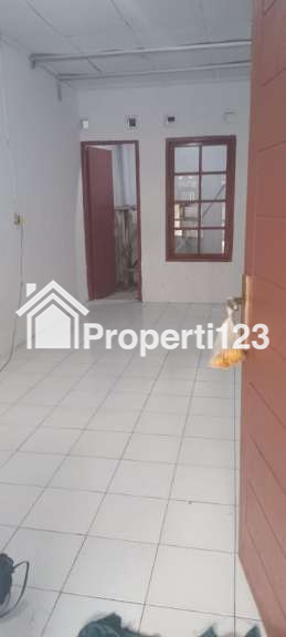 Dijual Rumah Pribadi Tipe 36/60 Perum Dukuh Zamrud Blok. E , Mustika Jaya Kota Bekasi - 3