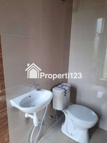 ‼️LOKASI STRATEGIS‼️ Dijual Rumah Minimalis Modern Baru Gress Surabaya Lokasi Sidosermo Margorejo Surabaya - 11