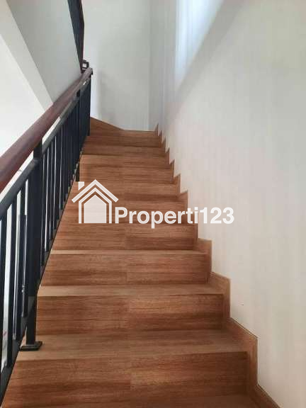 ‼️LOKASI STRATEGIS‼️ Dijual Rumah Minimalis Modern Baru Gress Surabaya Lokasi Sidosermo Margorejo Surabaya - 7