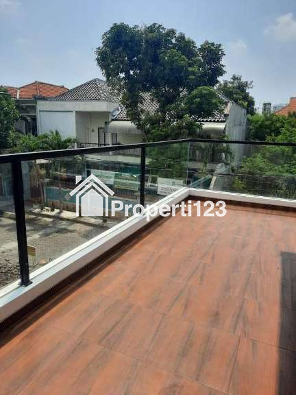 ‼️LOKASI STRATEGIS‼️ Dijual Rumah Minimalis Modern Baru Gress Surabaya Lokasi Sidosermo Margorejo Surabaya - 5