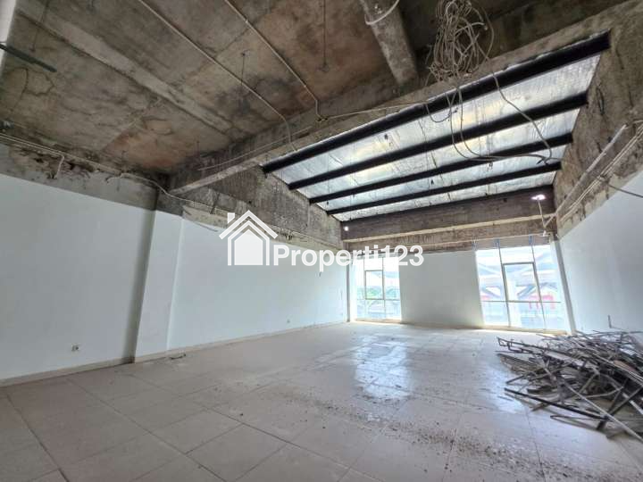 Ruko/Rukan Graha Bulevar Jalan Boulevard Raya Kelapa Gading - 9