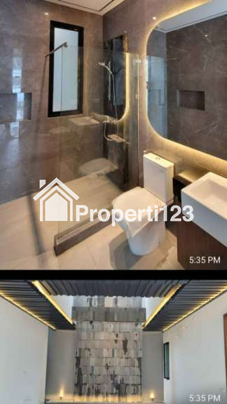 Rumah Modern Dekat Galaxy Mall di Perumahan Manyar Surabaya Timur - 2