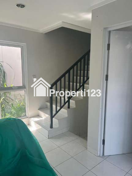 Dijual Rumah Murah 2 Lantai di Cluster Dayana Summarecon Bandung - 3