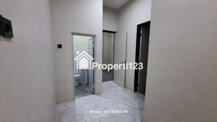 Rumah Tengah Kota Surabaya Dekat MERR Kalijudan Ploso Timur Kapas Krampung Karang Asem Karang Empat - 6