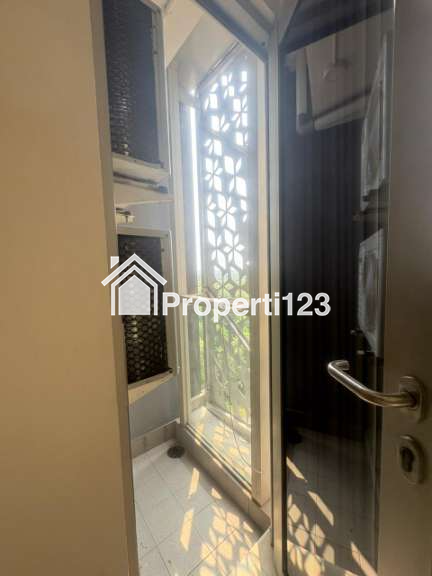 DISEWAKAN APARTMENT GOLD COAST FULL FURNISHED - 2