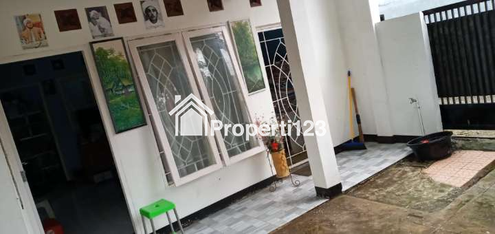 Rumah second terawat di Poin Mas Rangkapan Jaya Depok - 2