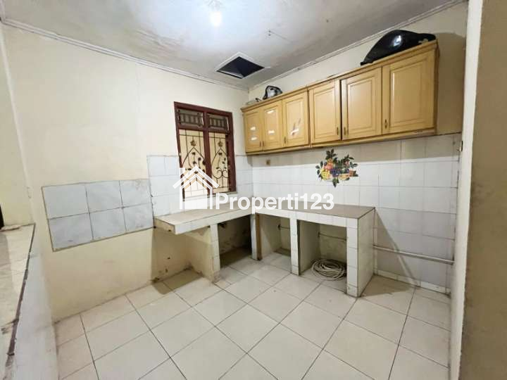 Ruko Multifungsi Sudut Jalan Utama Taman Kintamani Jejalenjaya Tambun - 10