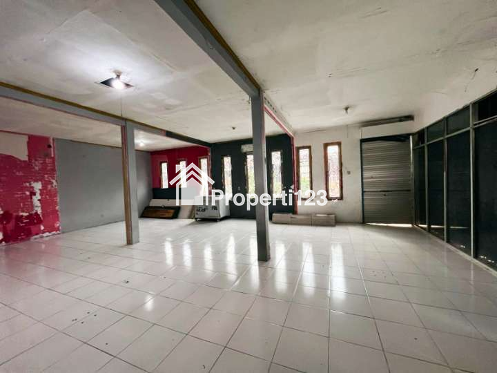 Ruko Multifungsi Sudut Jalan Utama Taman Kintamani Jejalenjaya Tambun - 3