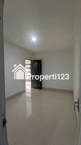 Rumah Murah Baru Renovasi Di Perumahan Griya Kebraon Karangpilang Surabaya - 3