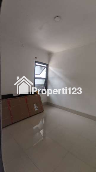 Rumah Murah Baru Renovasi Di Perumahan Griya Kebraon Karangpilang Surabaya - 4