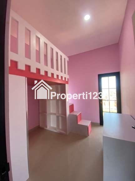 dijual rumah di komplek  cileunyi view kota bandung dekat kampus unpad itb jatinangor - 6