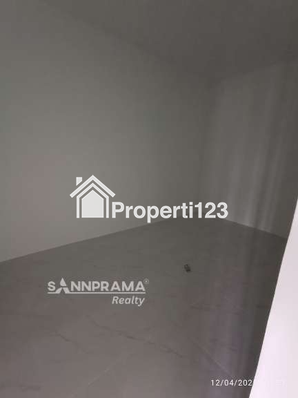 Rumah minimalis murah 2 lantai di Kramat Jati Jak Tim - 3