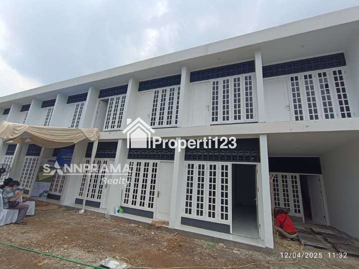 Rumah minimalis murah 2 lantai di Kramat Jati Jak Tim - 2