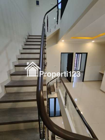 Rumah baru modern minimalis di Rawamangun Jaktim - 6