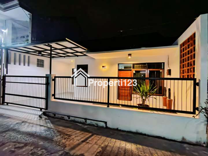 Rumah Cantik Semi Furnished 1 Lantai di Jl Soekarno Hatta Bandung Dekat RSAI - 1