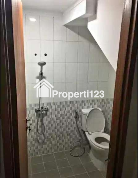 DI JUAL RUMAH SIAP HUNI DI BANDUNG LOKASI NYAMAN STRATEGIS DALAM KOMPLEK - 5