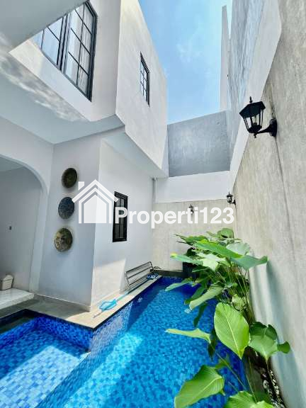 Rumah Bagus Minimalis American Citraland Taman Puspa Raya TPR - 8