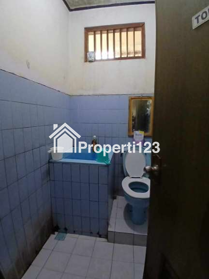 Rumah second hook luas di Poin Mas Depok - 14