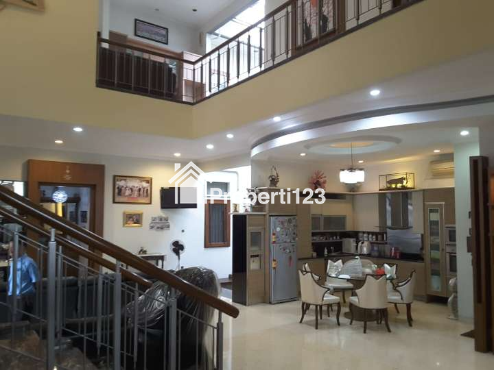 Jual rumah mewah di Bukit Gading Mediterania Kelapa Gading - 7