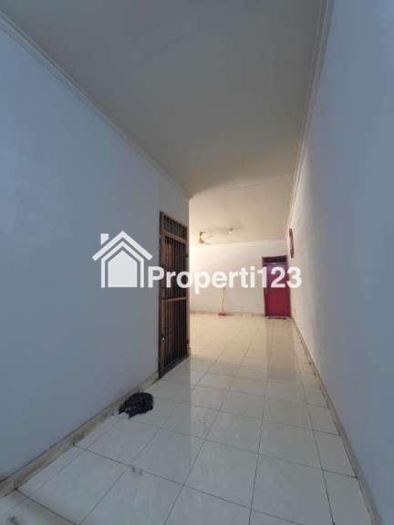 Gudang/Showroom Murah Jalan Sultan Agung Medan Satria Bekasi Barat - 12