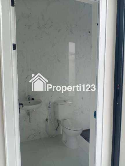 ‼️DIJUAL RUMAH BARU GRESS MINIMALIS MODERN‼️ LOKASI STRATEGIS DI PERUMAHAN VILLA KALIJUDAN INDAH SURABAYA - 2