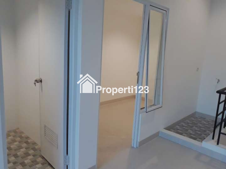 Jual rumah Janur Kuning Kelapa Gading, bangunan masih baru (bangunan akhir thn 2021) - 3