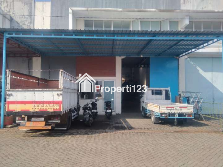 DIJUAL GUDANG Nol Jalan Propinsi di Pergudangan Zuma Bizpark Kedamean Legundi Gresik - 1