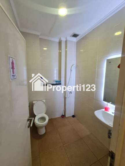 Ruko Gandeng Jalan Kelapa Gading Selatan Gading Serpong Tangerang - 11