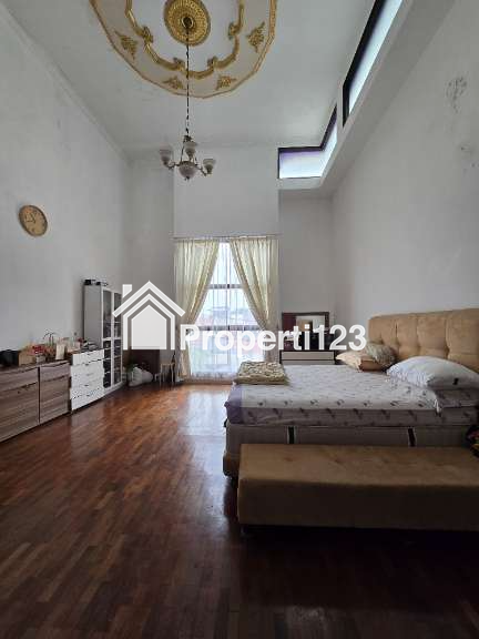 Rumah second terawat non komplek di Kebon Baru Tebet Jaksel - 6