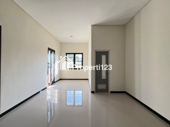 Rumah American Syle 7x11 SHM di Pandaan, Jawa Timur - 6