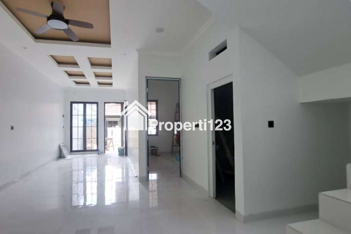 Rumah Baru Cluster Terdepan Perumahan Taman Harapan Baru Bekasi - 4