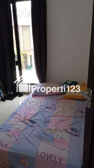 Rumah second 2 lantai dijual murah siap huni dlm cluster ditanggerang - 7
