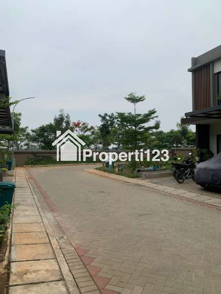 Rumah second 2 lantai dijual murah siap huni dlm cluster ditanggerang - 4