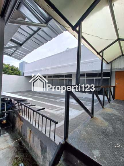 Disewakan Bangunan Cocok untuk Rumah, Kantor, Produksi dan Gudang - 12