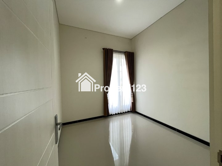 Rumah Modern 7x15 Compact Di Pandaan - 4