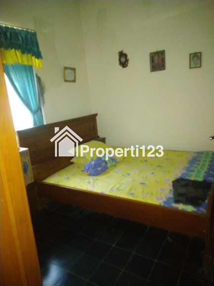 Rumah asri dan Tanah luas full furnish Kuningan Jabar - 4