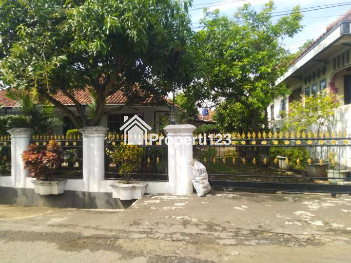 Rumah asri dan Tanah luas full furnish Kuningan Jabar - 3