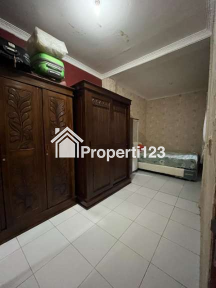 Rumah second strategis di Tole Iskandar Pancoran Mas Depok - 9