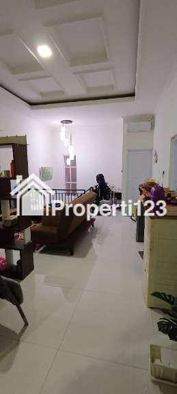 Rumah second terawat di Permata Rubby Pancoran Mas Depok - 8