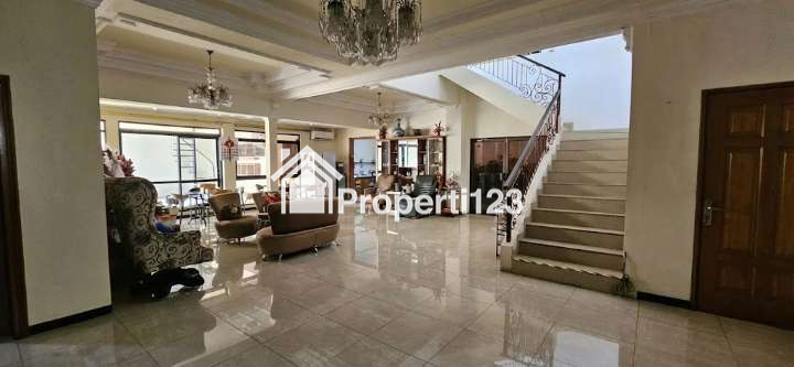 Rumah Bagus Terawat Komplek Kupang Indah Gang Favorit - 4