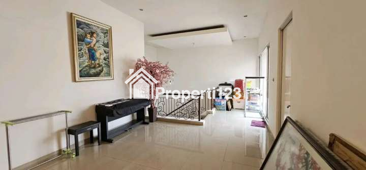 Rumah Bagus Terawat Komplek Kupang Indah Gang Favorit - 5