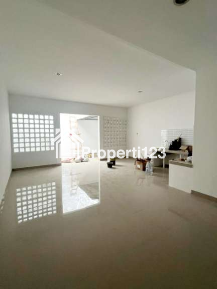 RUMAH MEWAH NYAMAN STRATEGIS DI BANDUNG - 9