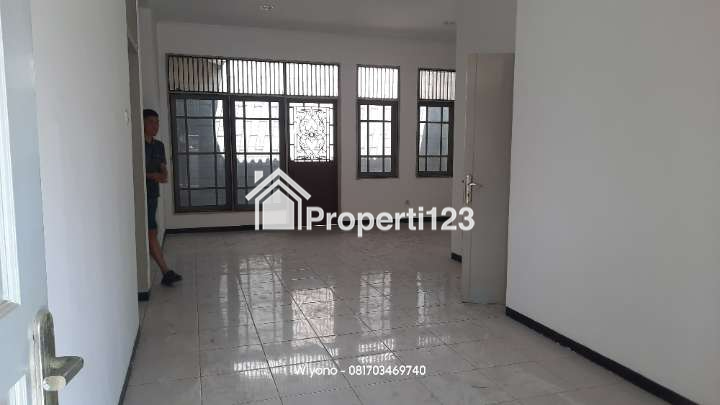 Rumah Sutorejo Dekat Unair dan ITS - 5
