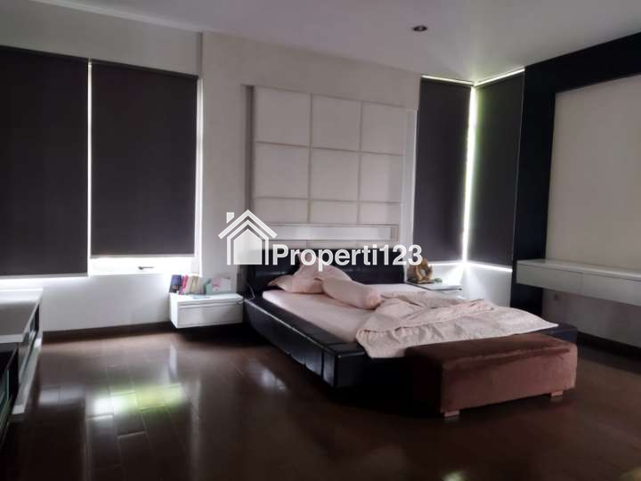 Jual rumah mewah di Telaga Golf Danau Maninjau BSD Serpong - 5