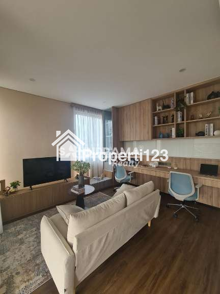 Townhouse 3 lantai strategis di Pondok Labu Jak Sel - 7