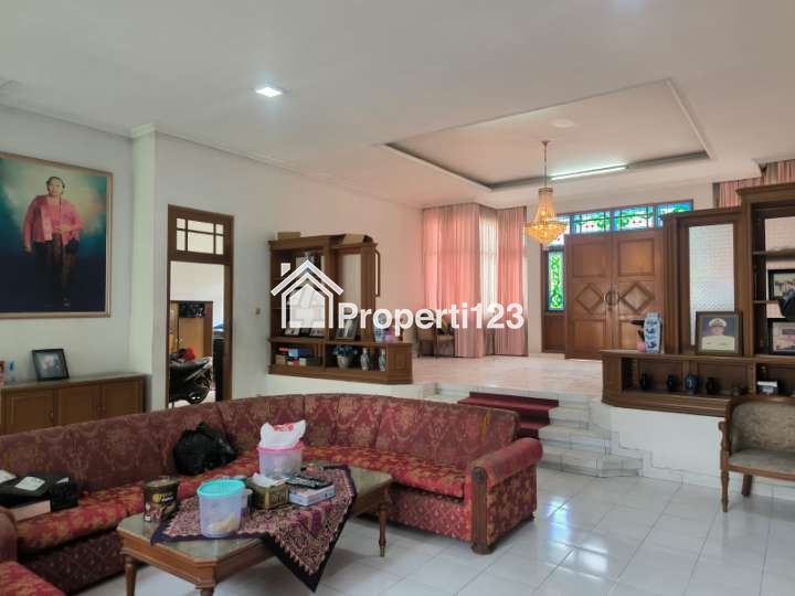 Di jual rumah mewah di Badran solo - 2