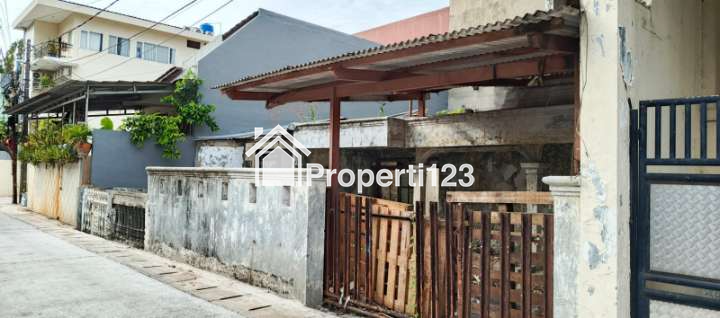 Jual rumah tua di Gading Mas Kelapa Gading - 1