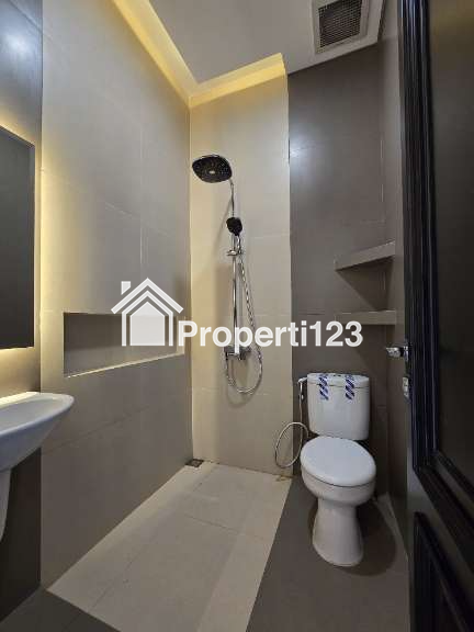 Rumah baru dalam komplek akses jalan lebar di Cempaka Putih Jakpus - 8