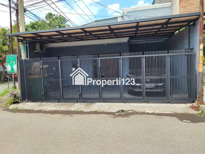 Dijual Rumah Pinggir Jalan Utama di GBI Bojongsoang Lokasi Strategis dan Ramai - 1